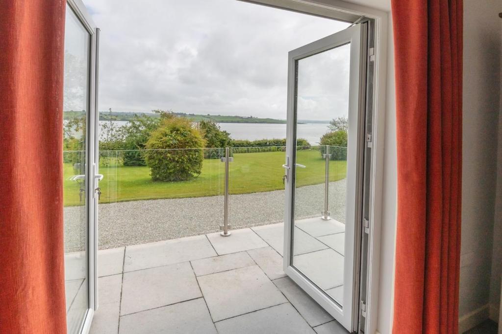2 Bed Waterfront Property - Close To Courtmacsherry Cork Exterior photo