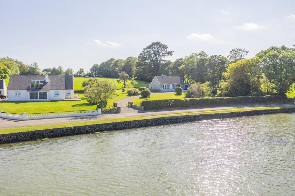 2 Bed Waterfront Property - Close To Courtmacsherry Cork Exterior photo