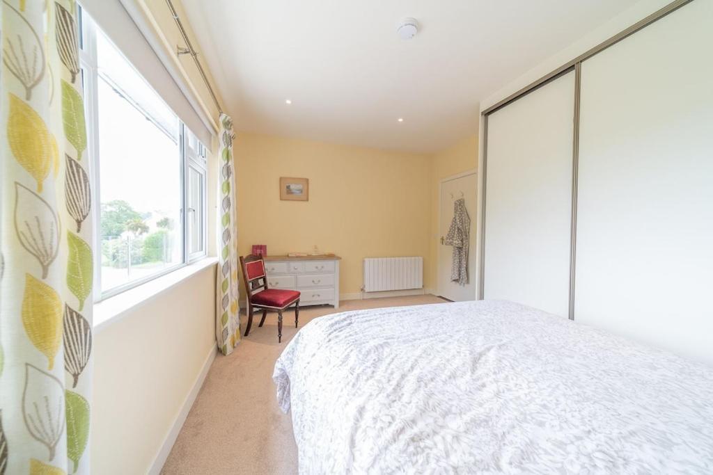 2 Bed Waterfront Property - Close To Courtmacsherry Cork Exterior photo